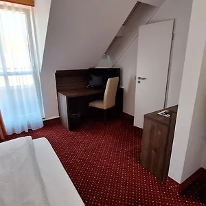 Invite 3*, Norimberk Německo
