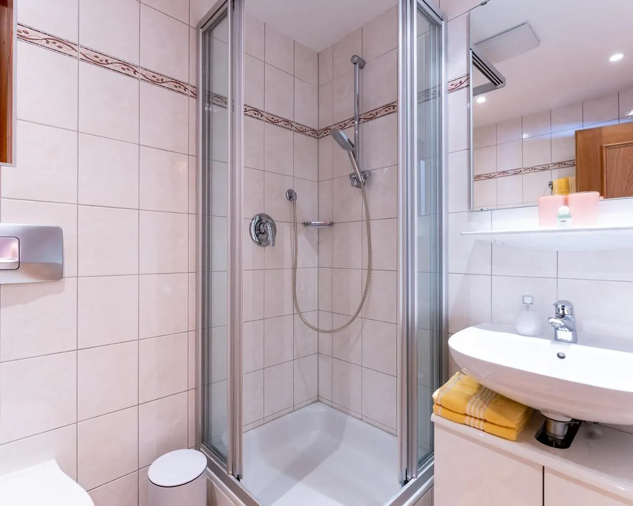 Hotel & Chalets Lampllehen Marktschellenberg 3*,  Germany